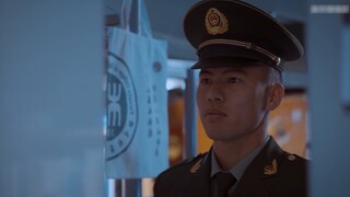 Phim vi mô "Flag Bearer" bảo vệ quốc kỳ của chúng ta và nâng cao uy tín quốc gia của chúng ta