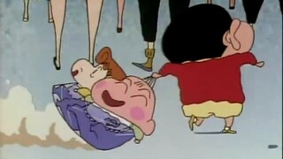 "Crayon Shin-chan" walking a baby? ?