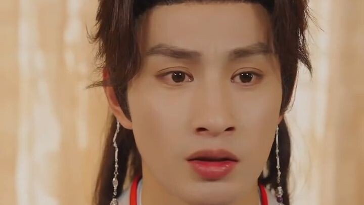 Useless Man Get_Extortion Sys_Gets Sacred Body,Peerless Superpower,Ringed Loved