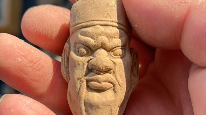 ยิ่งดูยิ่งเหมือนผลงานจบการศึกษา!