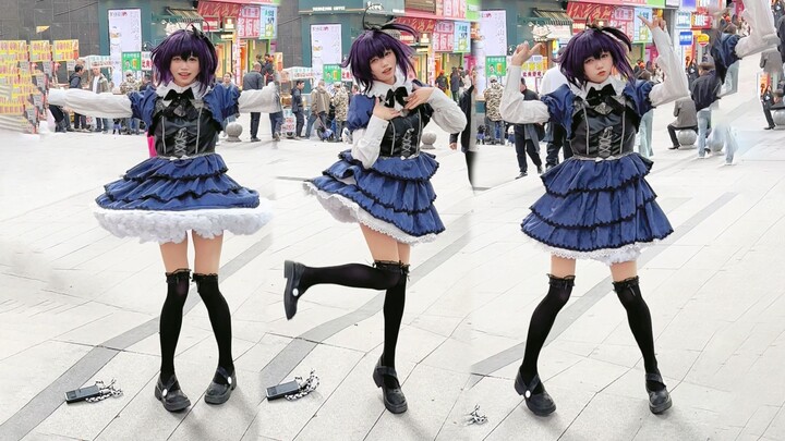 Social Death Challenge! Dance in the most crowded place in Changsha! ! Liuhua cosplay