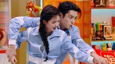 ตะลึง! หวังเหอตี้ขอให้ไป๋ลู่สัมผัสกล้ามเนื้อหน้าท้องของเขา! Lu Lu อ่านเพลง "Seaside Tango" ร้องโดย D