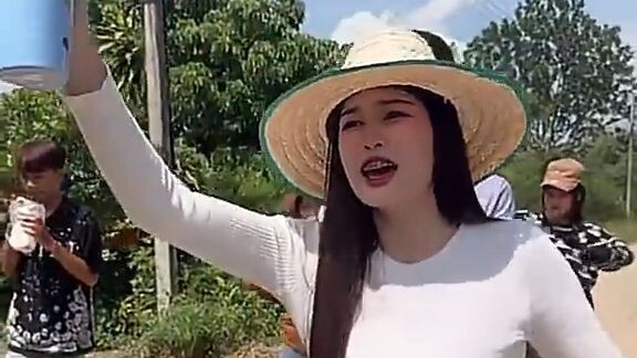 ขาวอมชมพู #พอแพ็คมีเดีย #dance #เต้น #นางฟ้ารถแห่ #funny #ฟีดดシ #เต้นรถแห่ #live