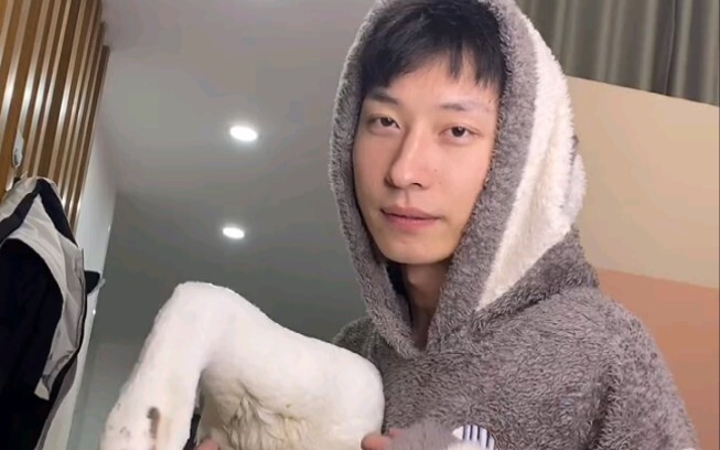 Bagaimana Zhang San Melindungi Hak dan Kepentingannya