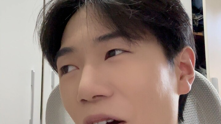 Main beberapa babak denganku