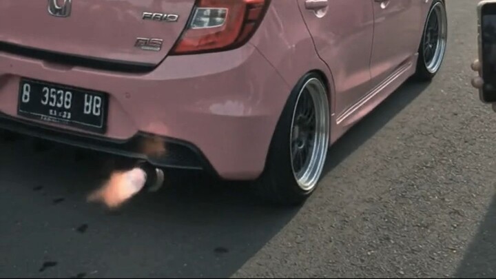leaving car show