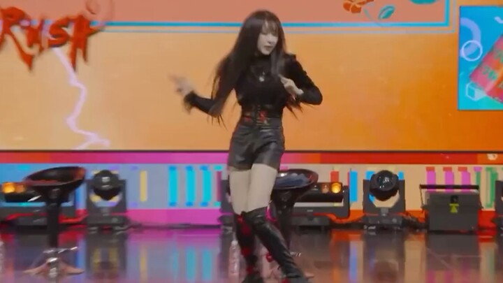 อีแชยอน คัฟเวอร์เพลง pinkvenom ของ BLACKPINK