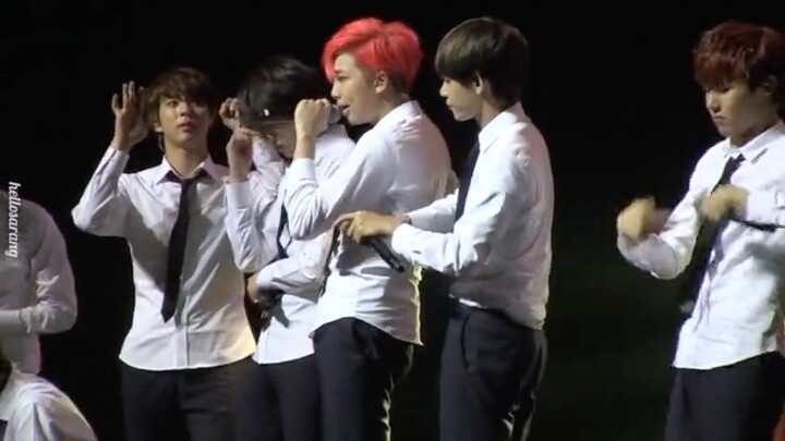 [ENGSUB] BTS The Red B.u.l.l.e.t 1.st H.a.lf - Me.mor.ie.s of 2015