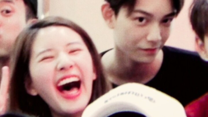 【Đinh Vũ Hy & Triệu Lộ Tư ~ Cực ngọt】【Chi tiết phỏng vấn hậu trường (Phần 2) – Bản đầy đủ】“Anh thích