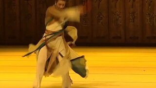 【هو يانغ】 رقصة خيالية توحيد الإنسان والسيف