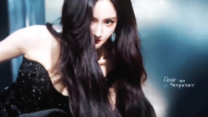 After falling, Yang Mi makes a stunning comeback! Her poised, confident aura leaves everyone in awe.