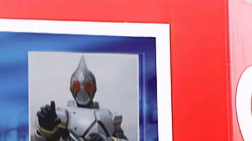 Kamen Rider was caught stealing and made the news