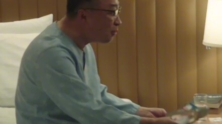 财阀家的小儿子爷爷赚钱的原因 爷爷就是活该赚钱