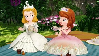 Amber and Sophia’s swan dresses are so beautiful #小 princess sophia #summercrit#little princess soph