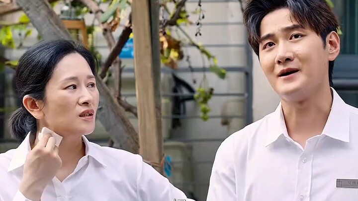 Ba chị em nhà họ Hướng đều là những người cứng cỏi, không gây chuyện nhưng cũng chẳng sợ chuyện