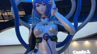 من فضلك قم بإزالة Rei Ayanami من شارع Central.