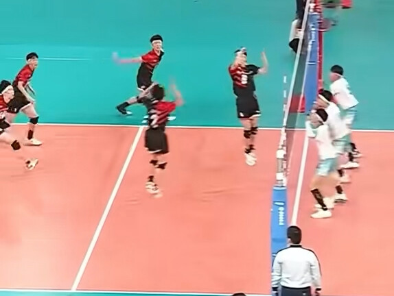 A real-life Haikyū!!—so tenacious!