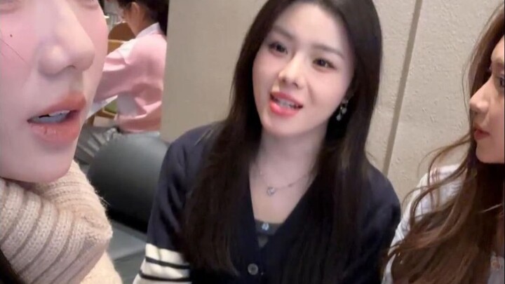 Tôi coi bạn là bạn, vậy mà bạn lại coi tôi như một nhà cung cấp!