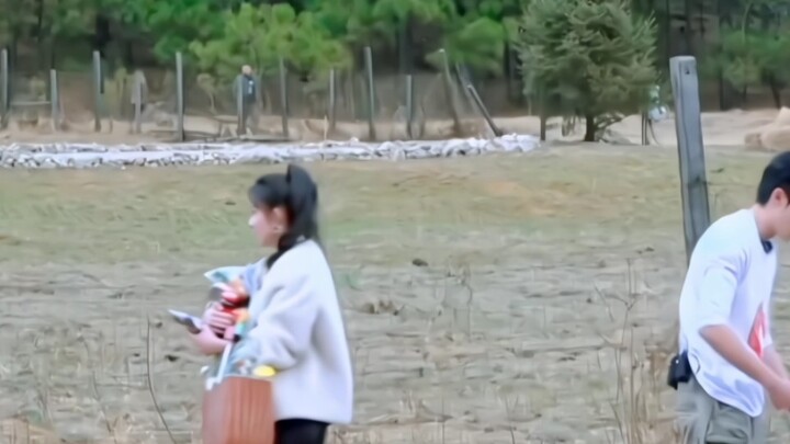 【Wang Hedi x Meng Ziyi】He’s here just to see her!
