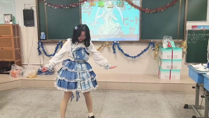 The first pjsk "more jump more" on New Year's Day 2025, but there are many wrong versions of it ww
