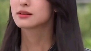 เมื่อชิวเจ๋อหันมาจูบฉัน ฉันก็รู้สึกตะลึงไปเลย เรื่องนี้มันจะเป็นไปได้อย่างไร?