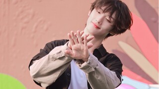 [Ding Chengxin] National treasure-level beautiful boy opens the amusement park with three cameras Fo