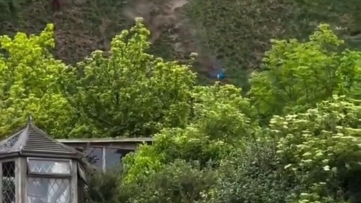 LOMBA MENANGKAP KEJU š§