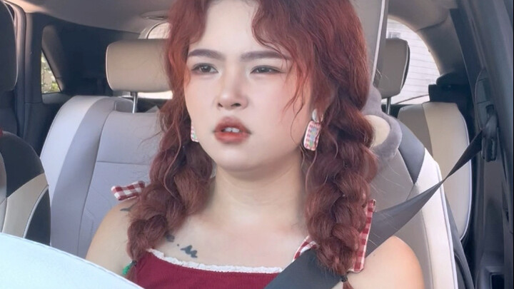 عند القيادة لأول مرة مقابل بعد عام واحد