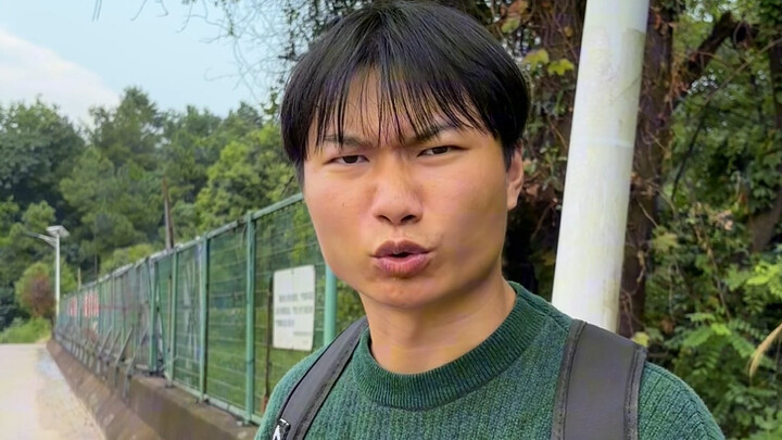 Trải nghiệm khi có ba mẹ quá tiết kiệm là như thế nào?