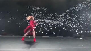 During her performance, violinist Lindsey Stirling instructed the audience to use their cell phone f
