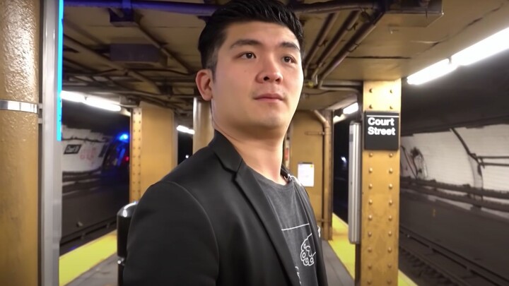 The Station Announcements You’ll Never Quite Hear Clearly 【Steven He】