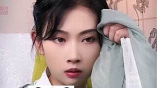 “Gia đình nào cũng có những câu kinh khó đọc.”