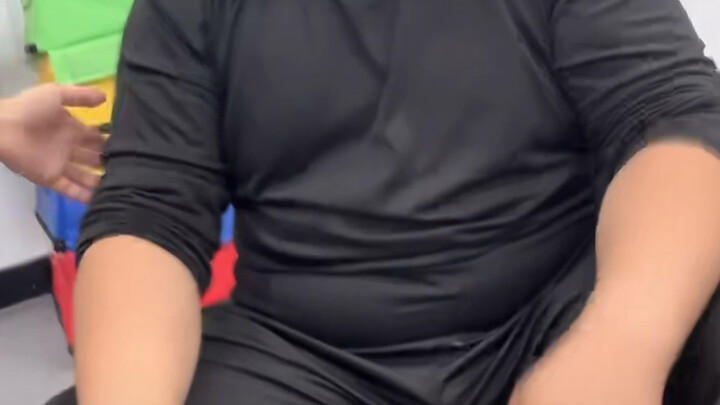 挺逗的一舞狮胖师傅