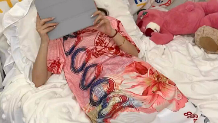 ว้าวเท่ ชุดนอนนี้เหมาะกับพี่สาวฉันที่ชอบฝันกลางวันทุกวันสุดๆ ฮ่าๆ