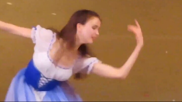 บทวิจารณ์สั้นๆ เกี่ยวกับนักบัลเล่ต์ Maria Iliushkina