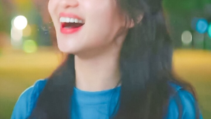 Holy crap! Turns out she’s played a lady before! Talk about how bangs totally transform your vibe!