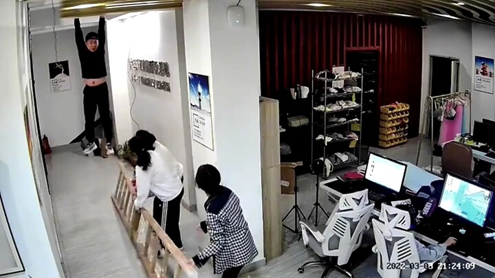 ตอนขึ้นไปยังปกติดี ไม่คิดเลยว่าตอนลงจะลงไม่ได้