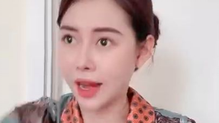 Khi Mẹ Tui Muốn Đẹp Nhưng Tiếc Tiền