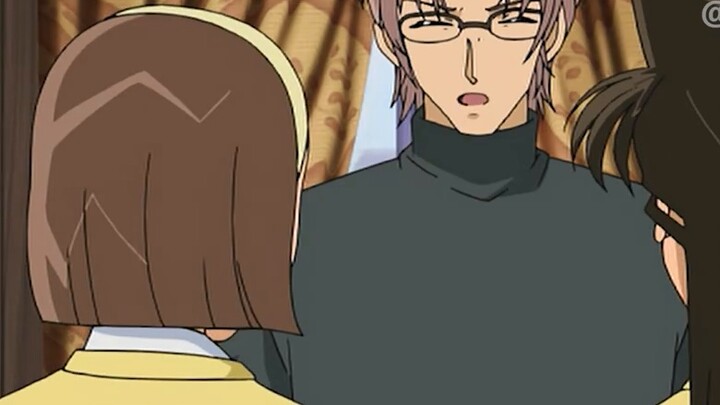 "Detective Conan" Conan just took a look at the paper plane and instantly realized that someone was 