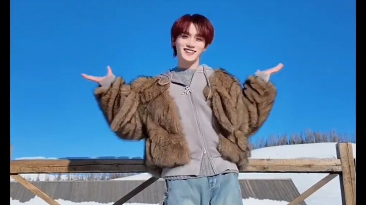 Đinh Trình Tân cập nhật TikTok: Vũ đạo điên cuồng trong “Zootopia”