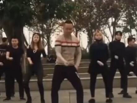 Bạn cùng lớp mắng tôi là đồ lạnh lùng vô cảm