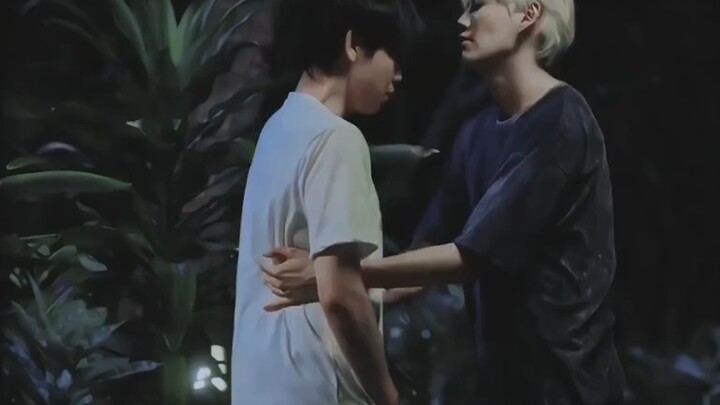 That Thai guy did a princess carry—turns out guys can be picked up in a princess carry just as easil