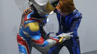 2025.5.1 นิทรรศการการ์ตูน Ultraman Dekai ปักกิ่ง IDO การโต้ตอบระหว่างนักสะสมแสตมป์