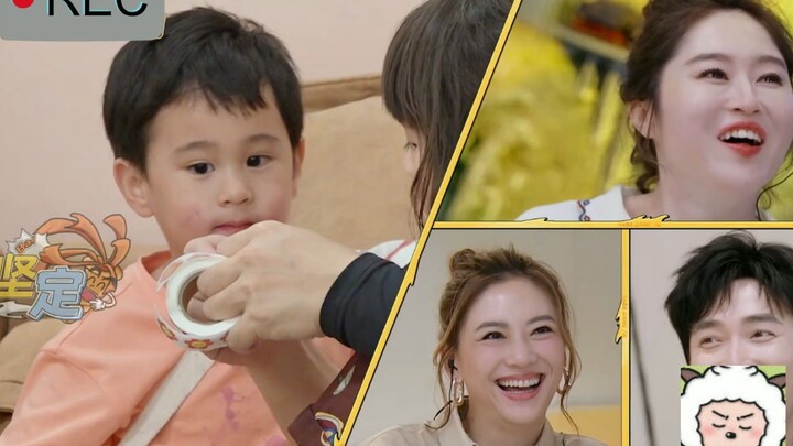 คำต่อว่าจากคุณแม่: “หม่าลี่เอาโอ๊ย ดูโง่มากเลย อะไรก็ไม่รู้เรื่อง”
