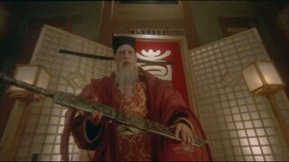 男人一边杀敌一边刻字，最后竟刻出一个寿字