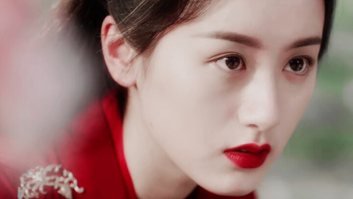 “How Big Are the Contrasts Among the 12 Characters”