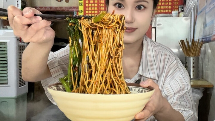 Another three-plate feast! Cold noodles and summer are just made for each other!