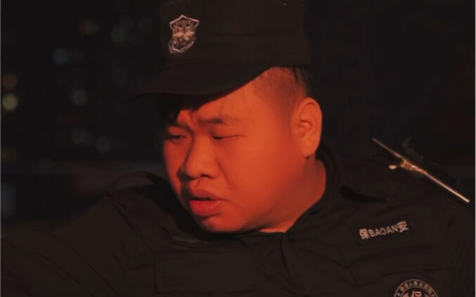 原来喜欢一个人第一感觉不是心动，而是自卑