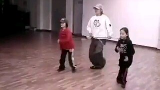 [وين بين_وين شيويا] قبل سنوات عديدة، كنا ننطلق نحو حلم غامض