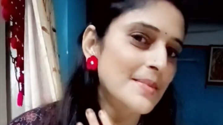 कान में बिंदी लगाने से क्या होता है चलो हम बताते हैं #viral #shorts #explore